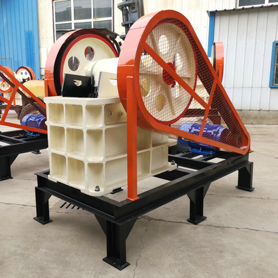 AC 모터 1-5tph 소형 휴대용 디젤 모바일 바위 분쇄 기계 용량 1-280t/h