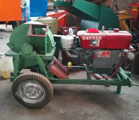 300mm 미만의 먹이 크기 모바일 목재 쪼개기 망치 밀 크레셔 허브 밀러