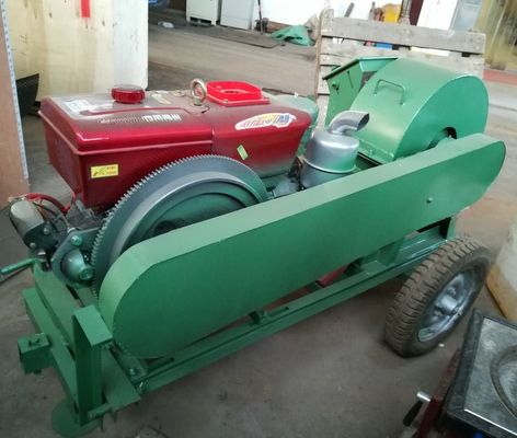 300mm 미만의 먹이 크기 모바일 목재 쪼개기 망치 밀 크레셔 허브 밀러