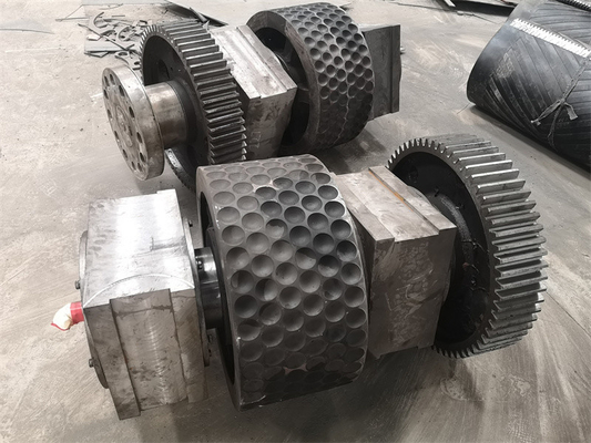 공급 1-30t/h 브리켓 기계 롤 세그먼트 및 냉 온도 롤러를위한 베어링 턱