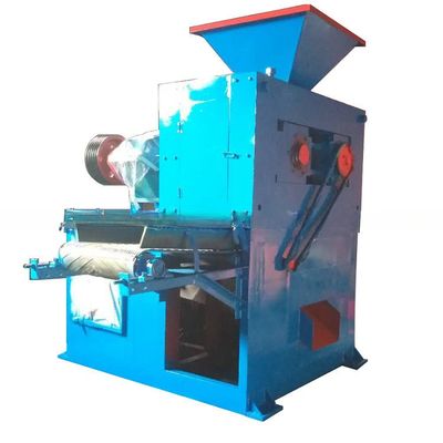 15-30% 물질 습도 Y120M-4 모터와 함께 이중 롤러 목탄 압축 기계